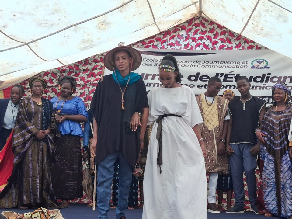 449389869_886390240170719_7640432865028892900_n